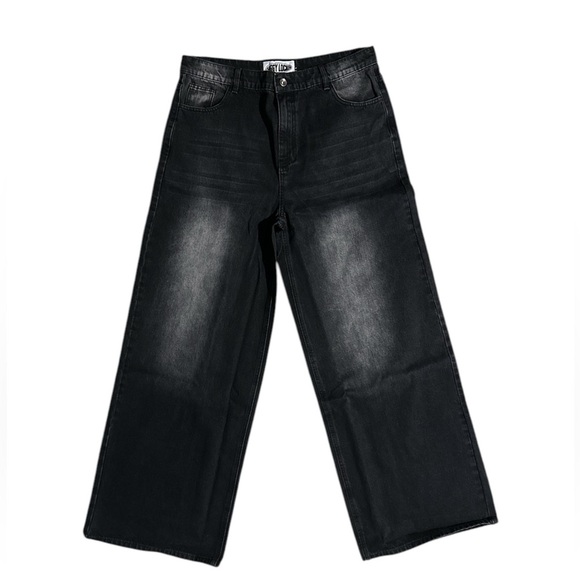 NWOT, Bagged Locked, Men’s Black Straight Jeans, Large, Distressed - Picture 1 of 3